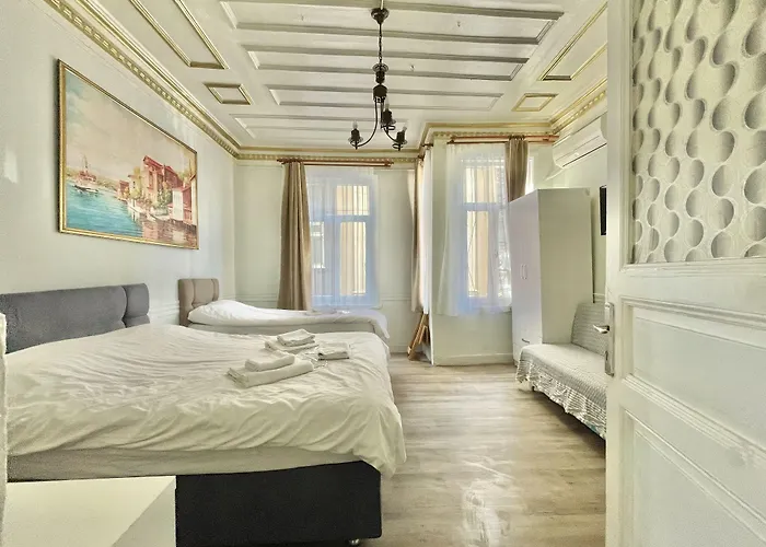 Golden * Istanbulská provincie